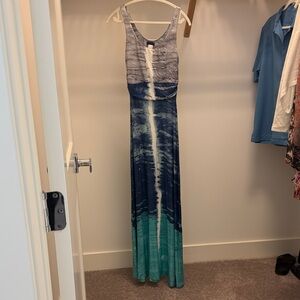 VENUS Blue and Gray Tie-Dye Maxi Dress